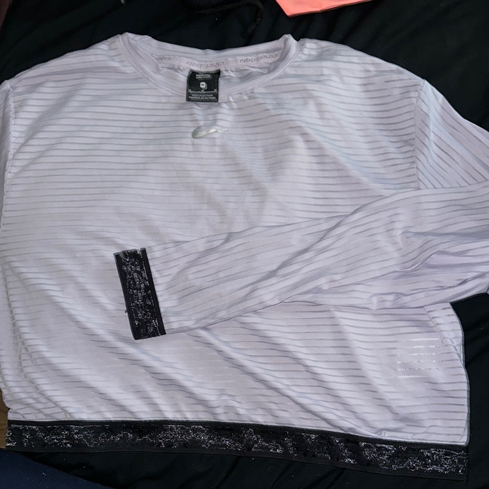 Nike Long Sleeve White and Black Tee with Subtle Texture